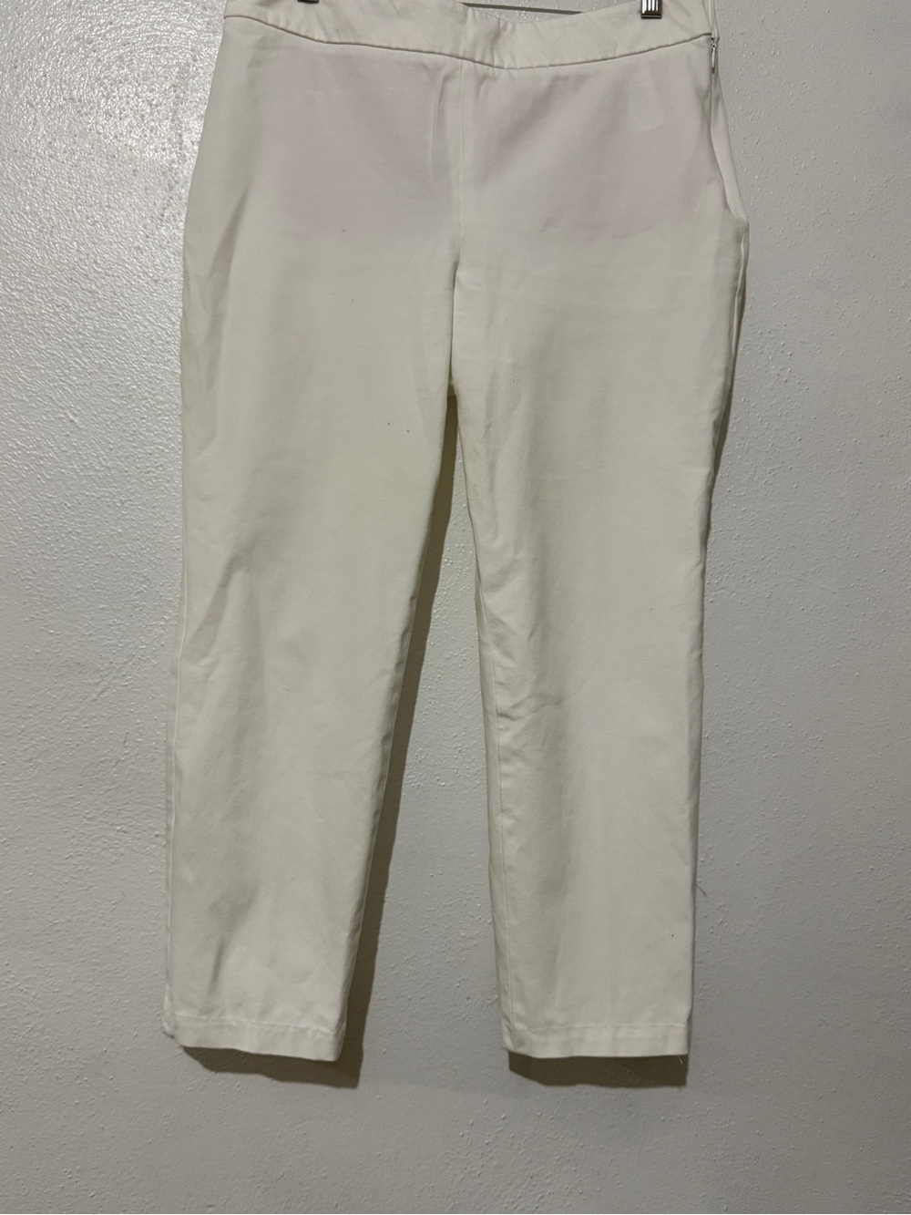 Talbots Slim White Chatham Ankle Pants. Sz 8P.